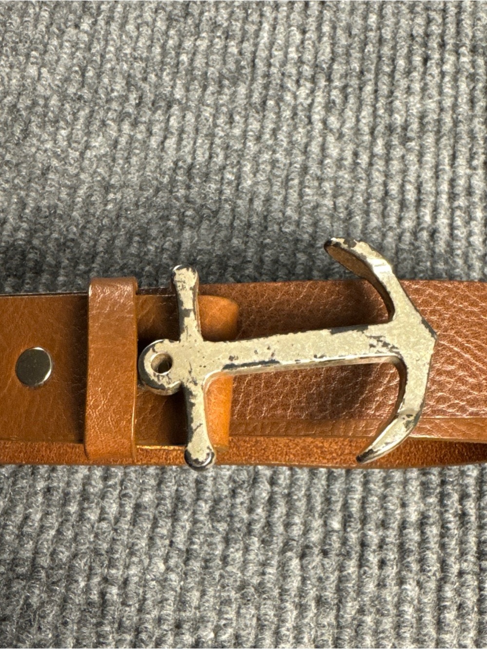 Vineyard Vines Mens Brown Leather Anchor Buckle Belt Size 42 Nautical Preppy